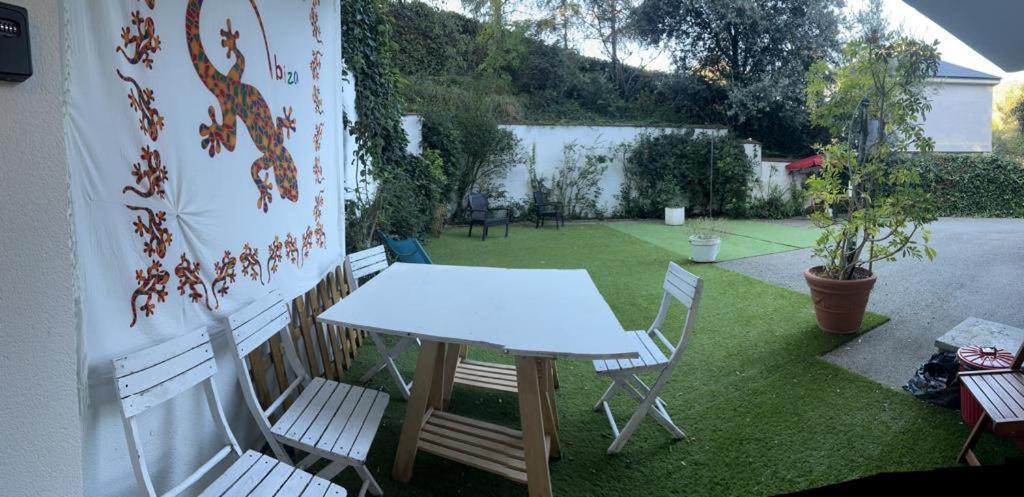 Apartamento Abierto Con Patio Matadepera Dış mekan fotoğraf