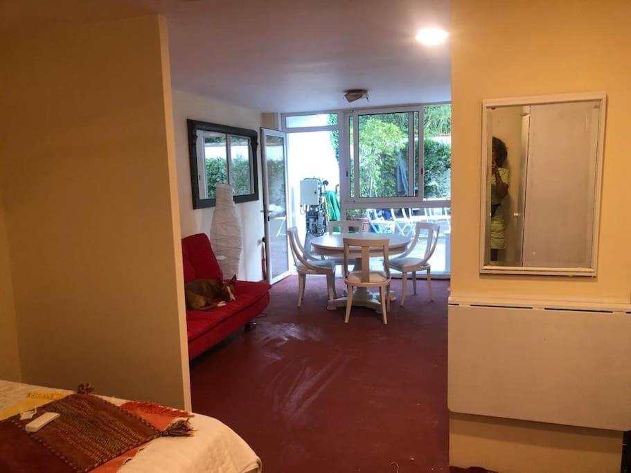 Apartamento Abierto Con Patio Matadepera Dış mekan fotoğraf