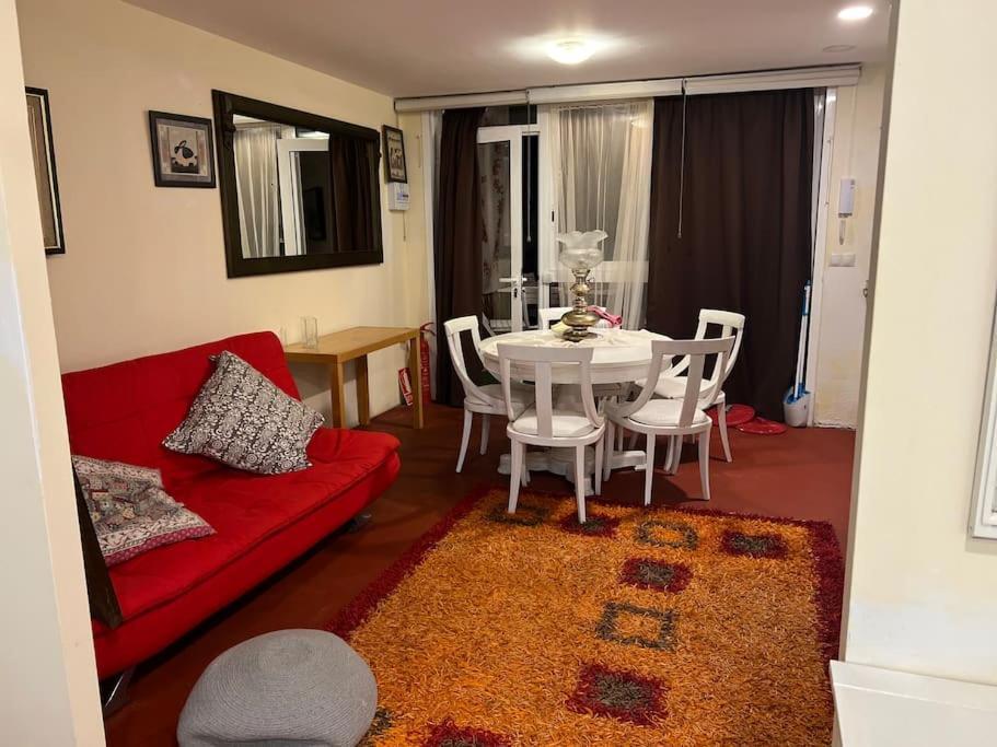 Apartamento Abierto Con Patio Matadepera Dış mekan fotoğraf
